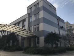 港閘區廠房出租，靠近南通理工學院，一棟3層，有電梯