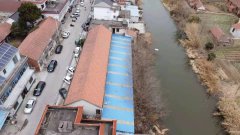 如東童店人民路廠房，兩層，靠高速口，交通方便，可出售